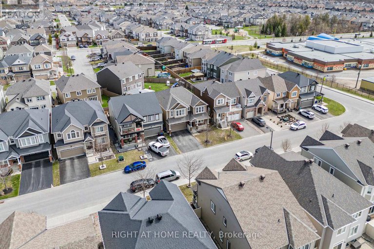 28449643/186-lamprey-street/half-moon-bay/ottawa/ontario/K2J6C3_36