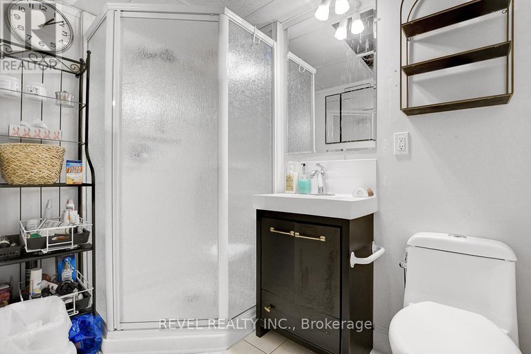 29181079/1752-kilborn-avenue/urbandale-acres/ottawa/ontario/K1H6N2_29