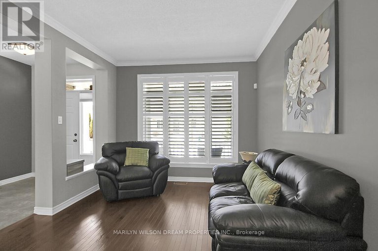 28390178/652-netley-circle/blossom-parkkemp-parkfindlay-creek/ottawa/ontario/K1T0A4_6