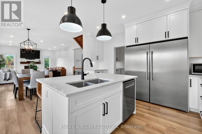 29591806/57-paul-a-bertrand-drive/mcnabbraeside-twps/mcnabbraeside/ontario/K7S3G8_20