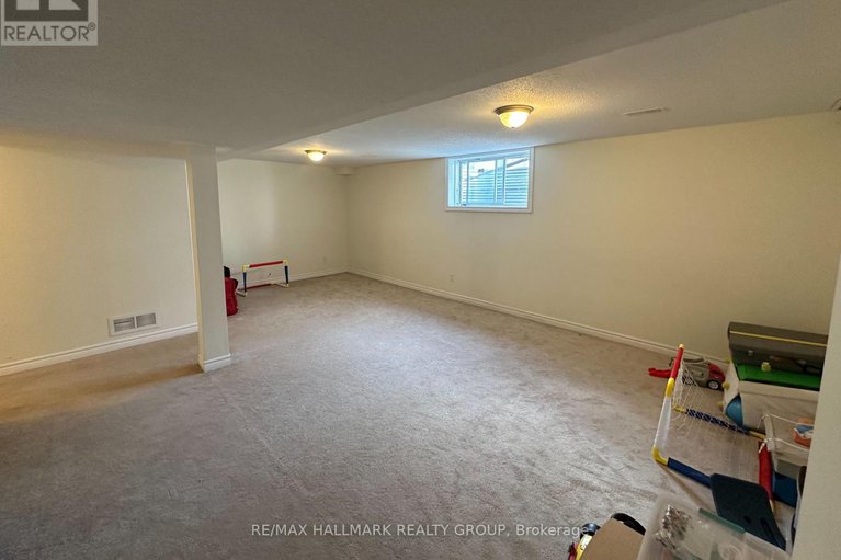 28499112/418-temiskaming-crescent/strandherd/ottawa/ontario/K2J0V4_17