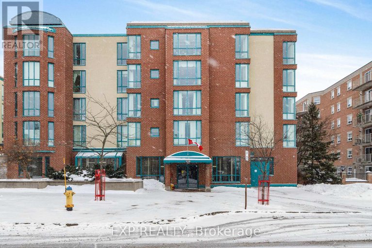 29231208/510-330-centrum-boulevard/bilberry-creekqueenswood-heights/ottawa/ontario/K1E3W2_1