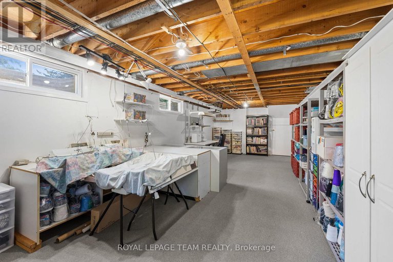 28889906/1640-century-road-e/manotick-south-to-roger-stevens/ottawa/ontario/K0A2E0_35