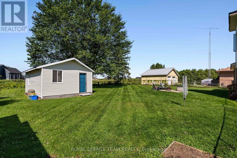 28637618/3242-gendron-road/clarencerockland-twp/clarence-rockland/ontario/K0A2A0_43