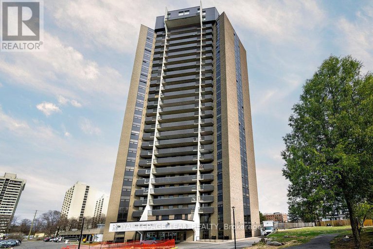28257903/1703-900-dynes-road/carleton-square/ottawa/ontario/K2C3L6_1