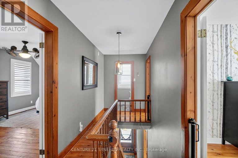 28930347/103-queen-charlotte-street/richmond/ottawa/ontario/K0A2Z0_30