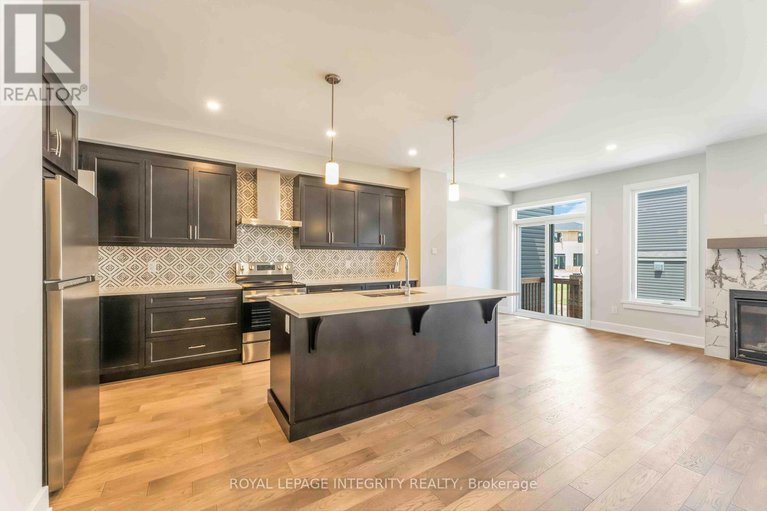 28638636/1182-cope-drive/stittsville-south/ottawa/ontario/K2S3C4_8