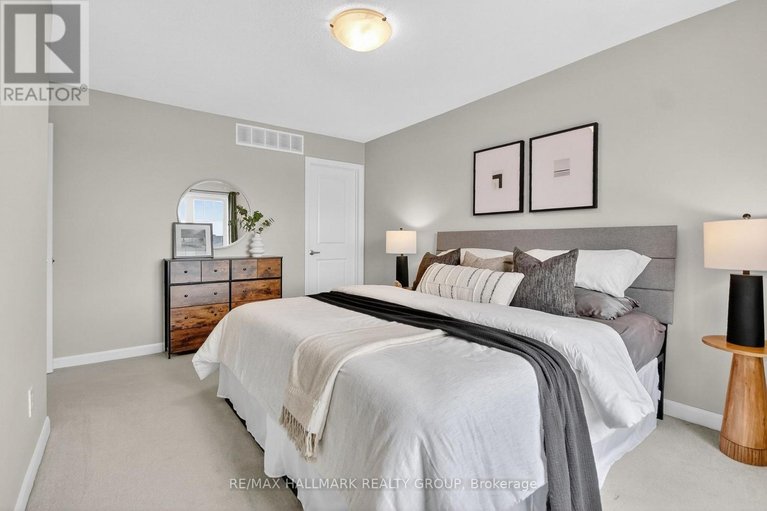 29577723/58-teelin-circle/half-moon-bay/ottawa/ontario/K2J6T9_25