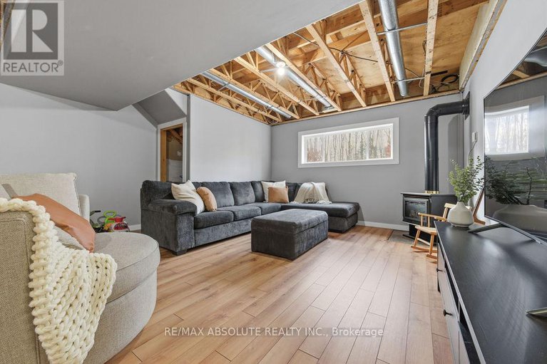 29122344/188-milton-stewart-avenue/mcnabbraeside-twps/mcnabbraeside/ontario/K7S0E1_23