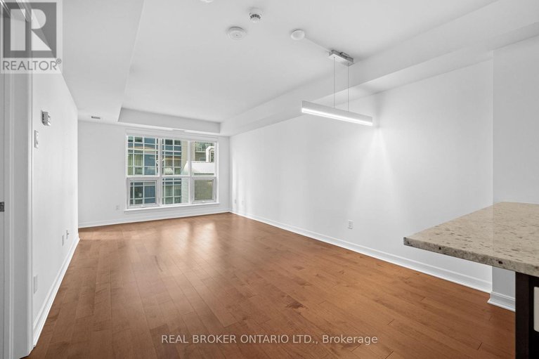 28861152/407-196-besserer-street/sandy-hill/ottawa/ontario/K1N0B6_8