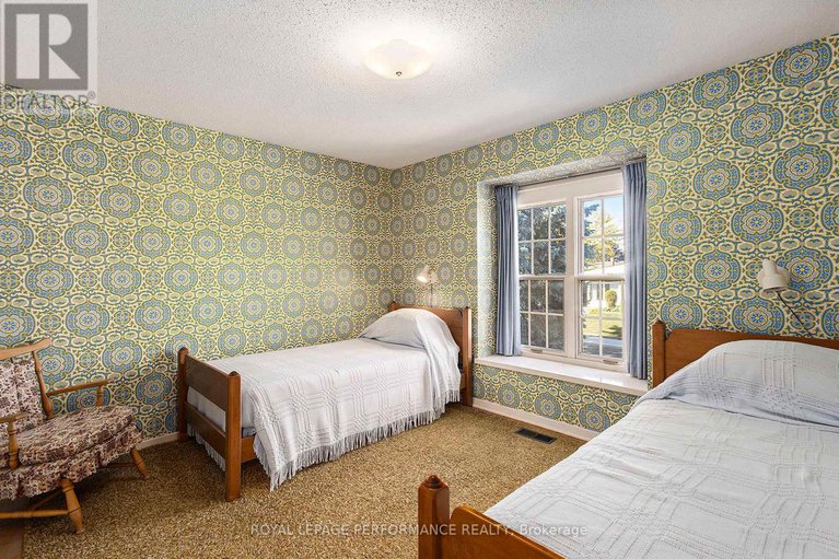 28960465/1842-playfair-drive/playfair-park/ottawa/ontario/K1H5S1_21