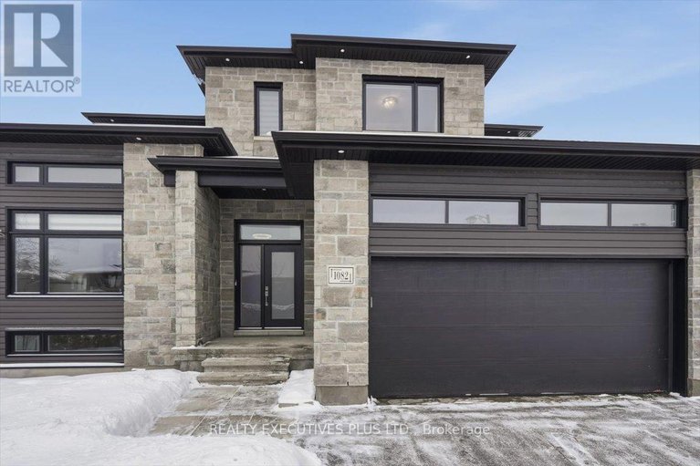 29225784/1082-docteur-corbeil-boulevard/town-of-rockland/clarence-rockland/ontario/K4K0E9_2