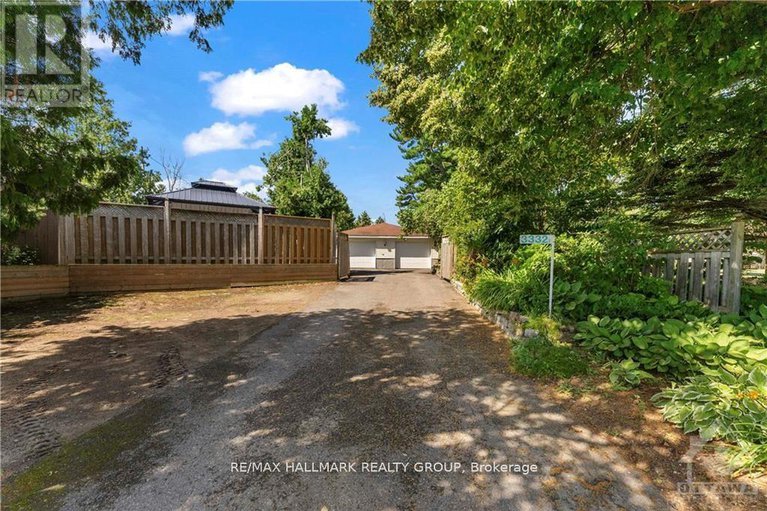 28273207/d-3332-river-road/osgoode/ottawa/ontario/K4M1B4_5