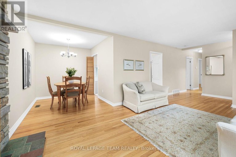 29618912/30-elmsley-crescent/arbeatha-park/ottawa/ontario/K2H6V3_8