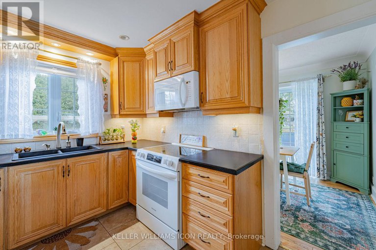 29080348/320-donald-b-munro-drive/carp/ottawa/ontario/K0A1L0_19