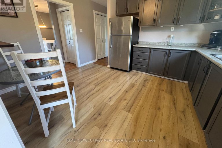 28874720/166-best-road-ne/drummondnorth-elmsley-north-elmsley-twp/drummondnorth-elmsley/ontario/K7A4S4_20