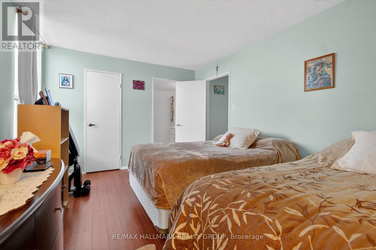 29394660/407-2400-virginia-drive/urbandale-acres/ottawa/ontario/K1H8L3_18