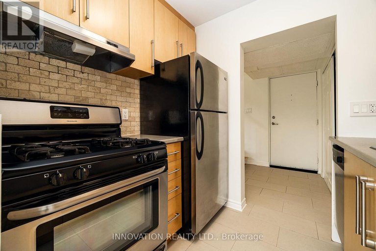 29442660/224-12-corkstown-road/lakeview-park/ottawa/ontario/K2H5B3_11