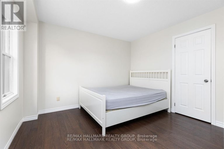 29662380/1404-montresor-way/fallingbrookridgemount/ottawa/ontario/K4A3C5_29