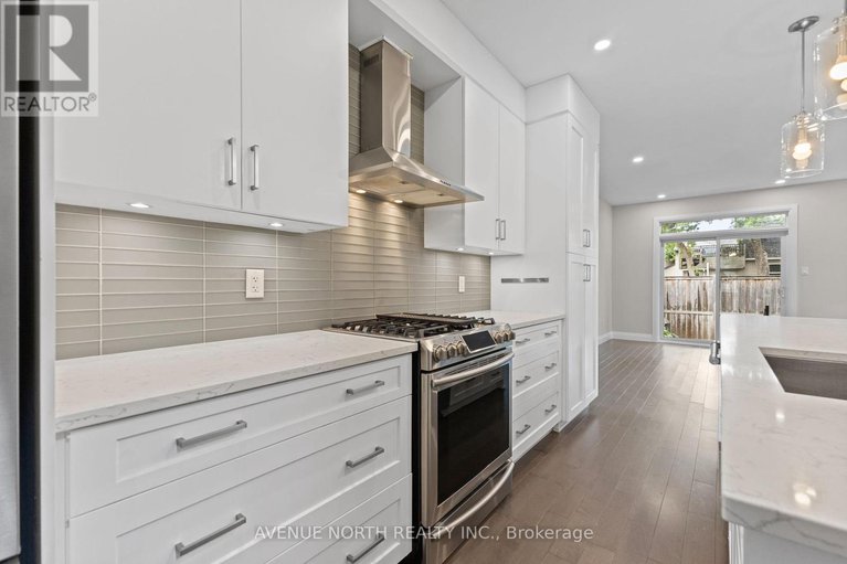 28810871/463-dawson-avenue/westborohampton-park/ottawa/ontario/K1Z5V6_15