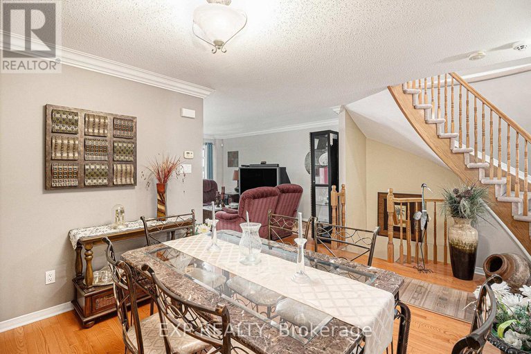 28613592/258-trail-side-circle/springridgeeast-village/ottawa/ontario/K4A5B5_7