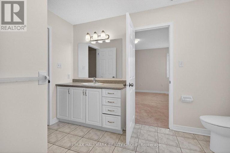 29666463/131-beaumont-avenue/town-of-rockland/clarence-rockland/ontario/K4K1R7_24