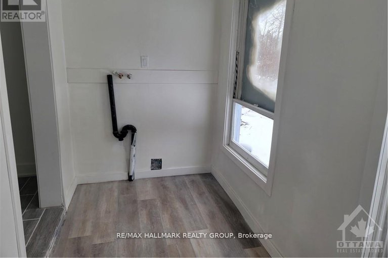 29349956/6434-bank-street/osgoode-twp-north-of-reg-rd-6/ottawa/ontario/K4P1J5_18