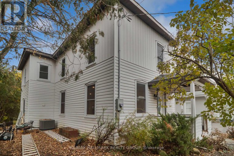 29081358/475-centre-street/winchester/north-dundas/ontario/K0C2K0_21