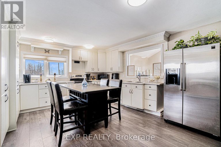 29436232/2147-mer-bleue-road/avalon-west/ottawa/ontario/K4A3T9_5