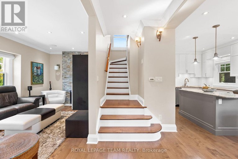 28917837/175-springfield-road/lindenlea/ottawa/ontario/K1M1C4_12