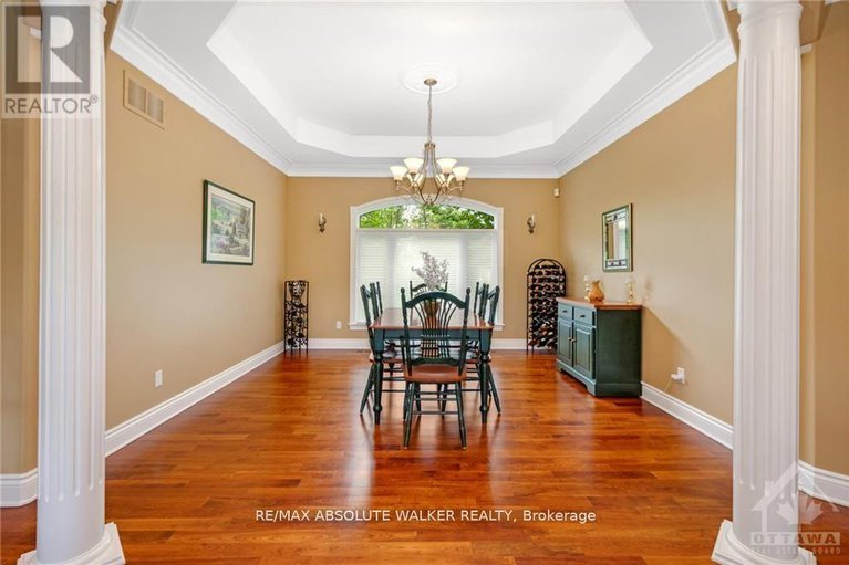 28148161/2501-kearns-way/osgoode-twp-north-of-reg-rd-6/ottawa/ontario/K4P1R9_9