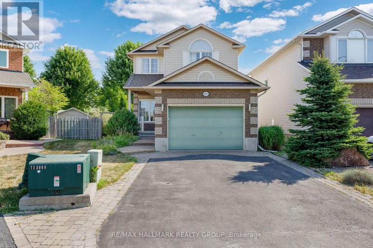 28728271/1087-rocky-harbour-crescent/riverside-southgloucester-glen/ottawa/ontario/K1V1V4_1