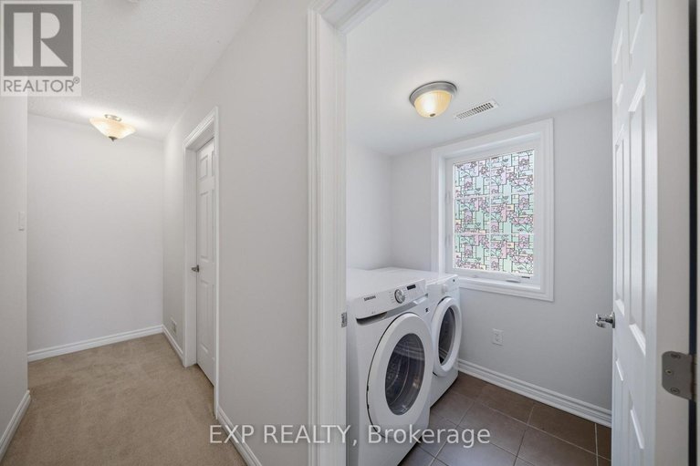 29669748/429-rosingdale-street/emerald-meadowstrailwest/ottawa/ontario/K2M0L8_4