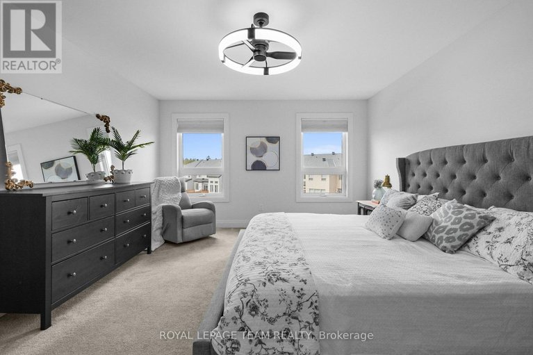 29642732/315-big-dipper-street/riverside-southgloucester-glen/ottawa/ontario/K4M0J2_26