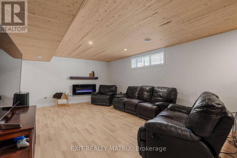 28647082/9-sarah-street/casselman/casselman/ontario/K0A1M0_19