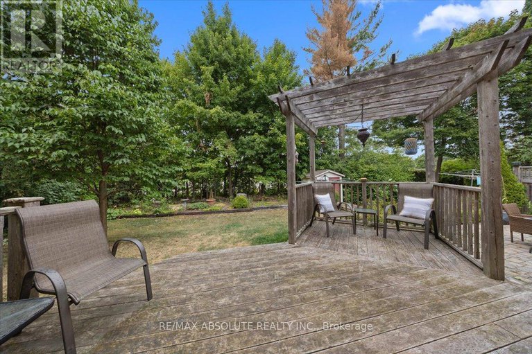 28757860/22-banting-crescent/beaverbrook/ottawa/ontario/K2K1P4_34