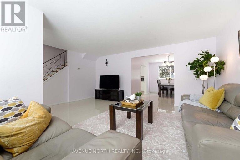 29387257/923-pinecrest-road/queensway-terrace-north/ottawa/ontario/K2B6B1_6