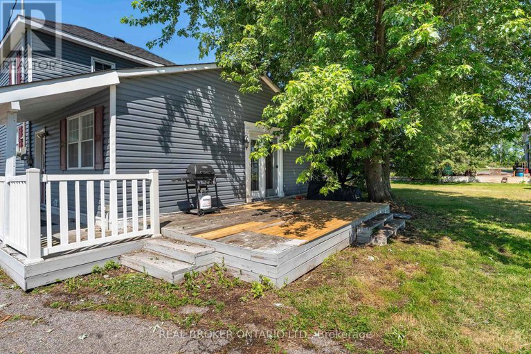 28575090/3449-sarsfield-road/cumberland-west/ottawa/ontario/K0A3E0_42