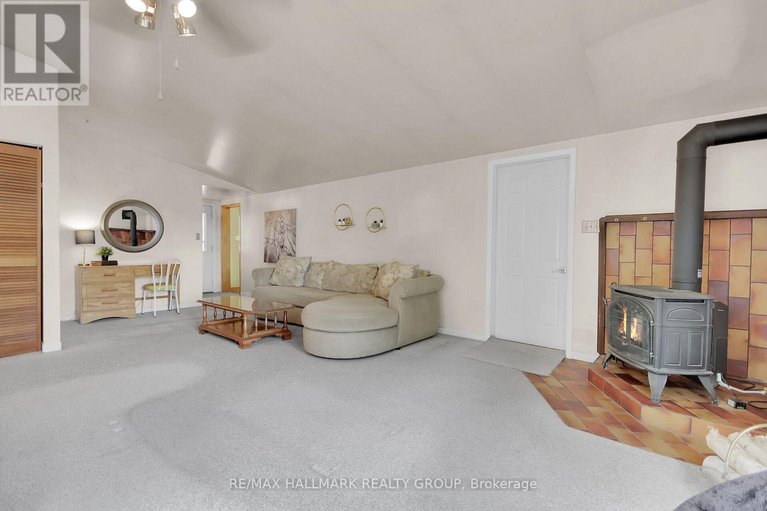 28544357/4240-carp-road/huntley-ward-north-east/ottawa/ontario/K0A1L0_13