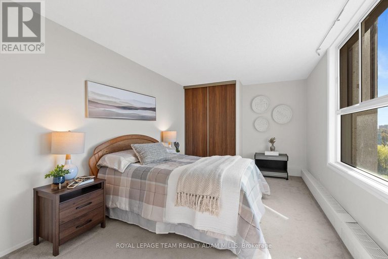 29053300/1707-1785-frobisher-lane/riverview-park/ottawa/ontario/K1G3T7_24