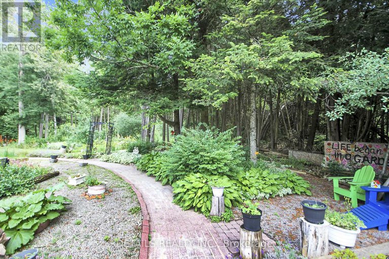 28573377/1341-shylo-crescent/manotick-east-to-manotick-station/ottawa/ontario/K4M1B7_45