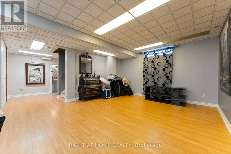 29202080/160-grassy-plains-drive/emerald-meadowstrailwest/ottawa/ontario/K2M2S1_21