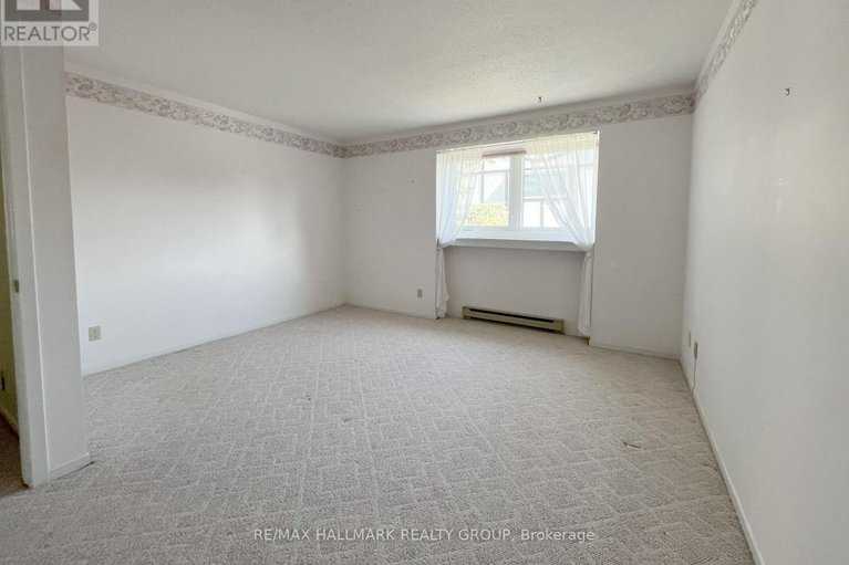 28920438/72-218-d-equestrian-drive/bridlewood/ottawa/ontario/K2M1E2_15