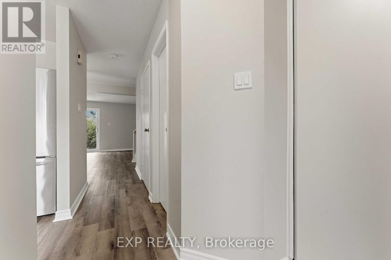 29456632/25-2659-pimlico-crescent/emerald-woodssawmill-creek/ottawa/ontario/K1T2A6_2