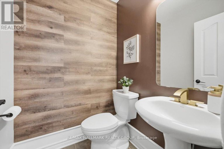 28973133/930-scala-avenue/notting-hillsummerside/ottawa/ontario/K4A5E1_18
