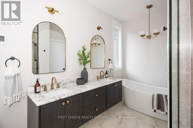 29386266/296-riverdale-avenue/old-ottawa-south/ottawa/ontario/K1S1R1_23