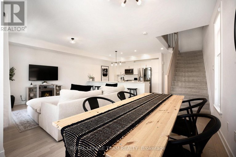 28208747/58-arinto-place/emerald-meadowstrailwest/ottawa/ontario/K2S2R7_10