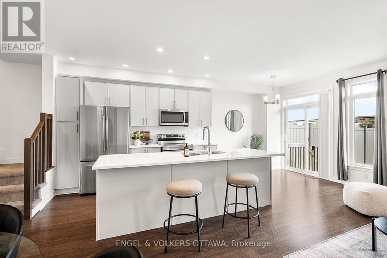28268548/275-finsbury-avenue/stittsville-south/ottawa/ontario/K2S2Y2_13