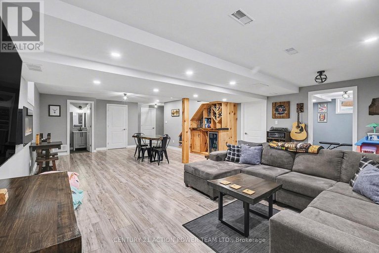 29336714/7-richer-street-w/north-stormont-finch-twp/north-stormont/ontario/K0A1R0_25