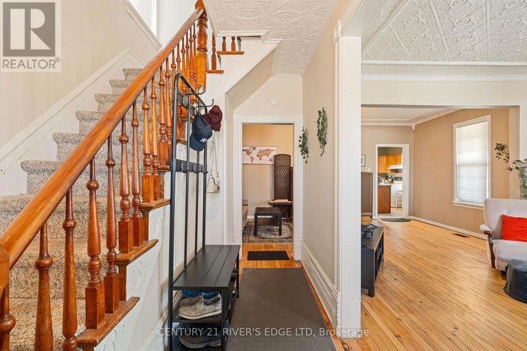 28657230/453-may-street/winchester/north-dundas/ontario/K0C2K0_3